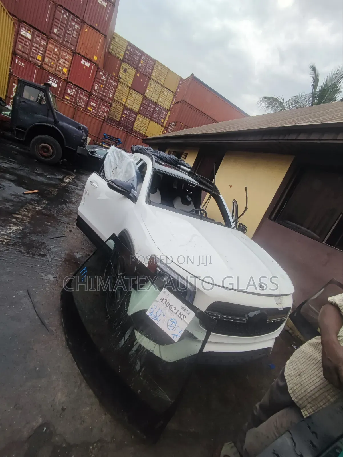 Benze Glb250 2022 Windscreen Glass Available