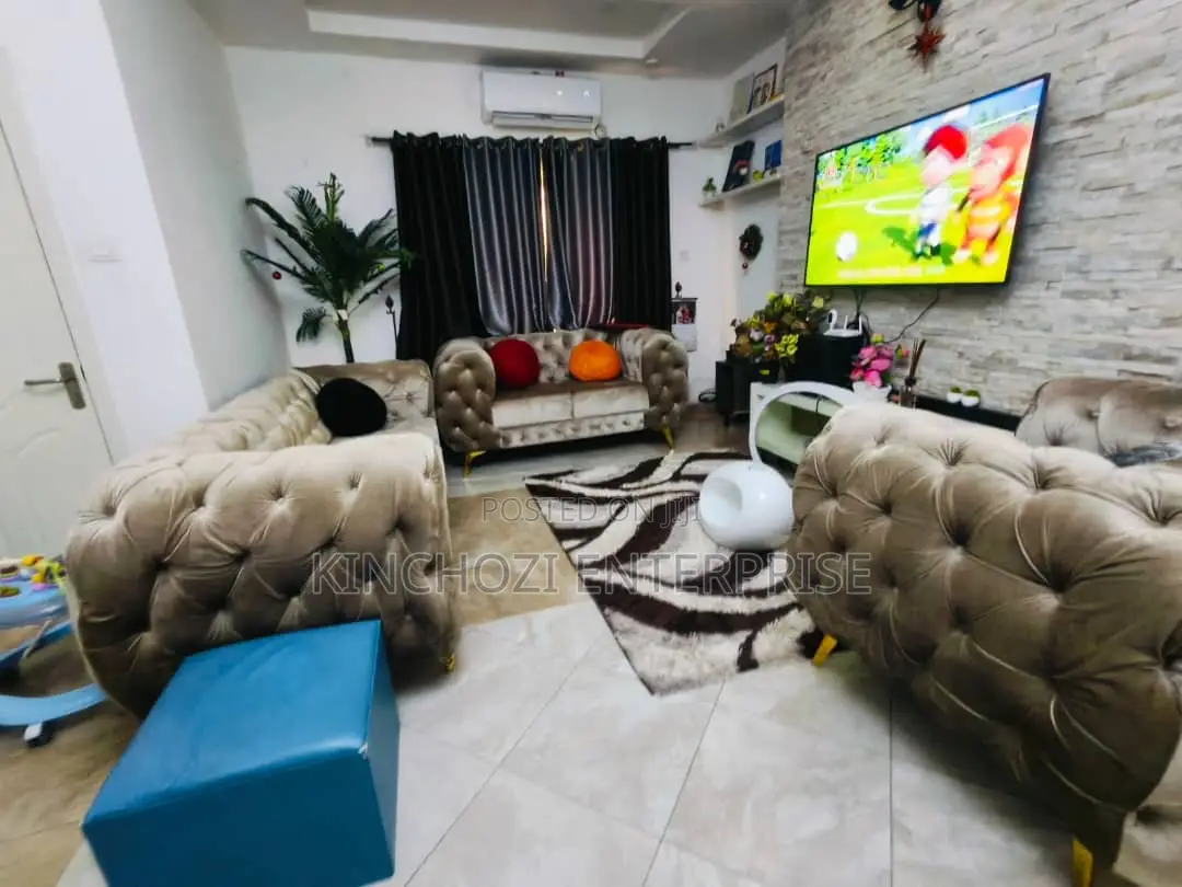 3bdrm Apartment in Lekki Enclave Road, Ikate for rent
