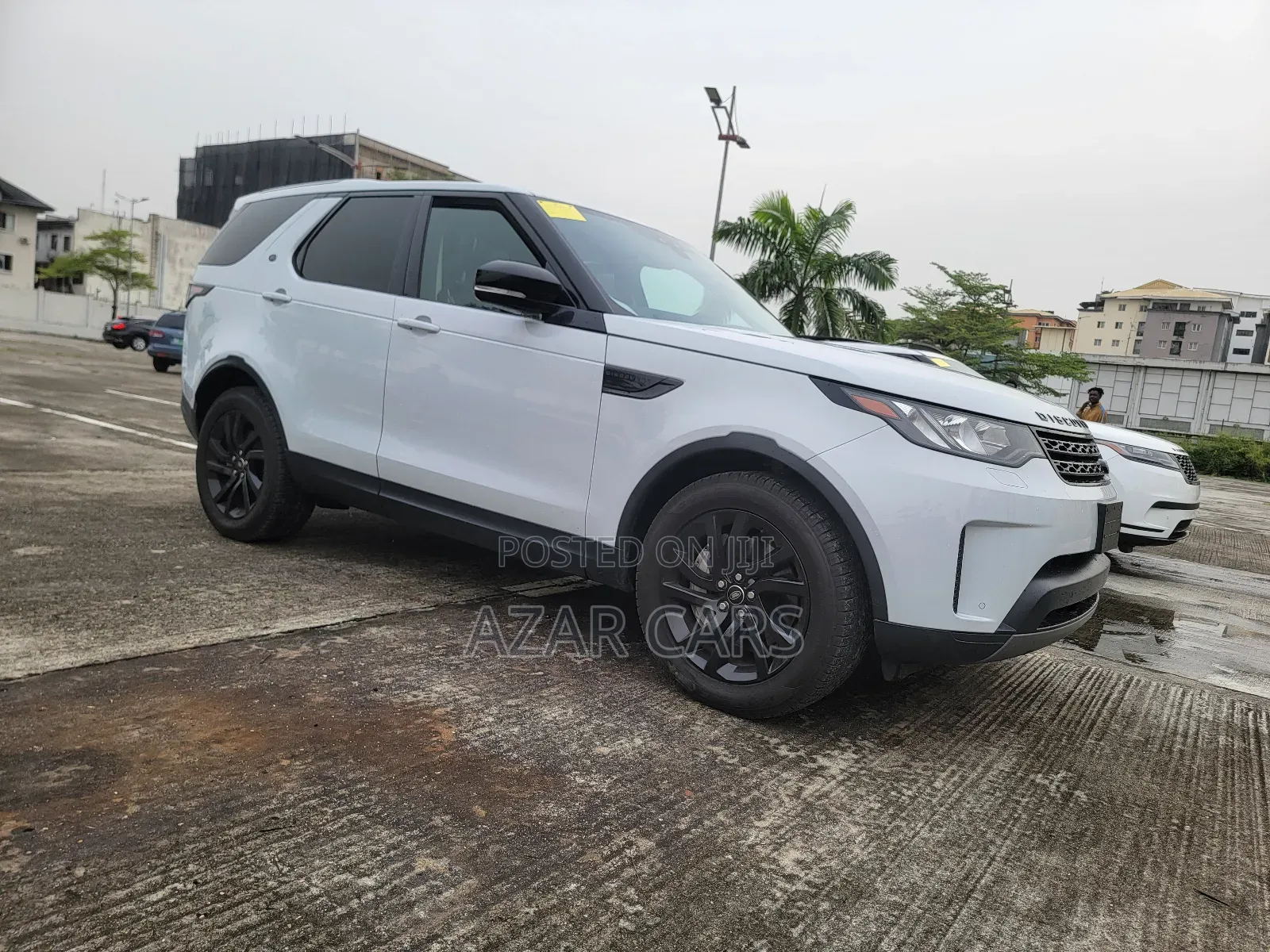 Land Rover Discovery HSE LUXURY 4x4 2018 White