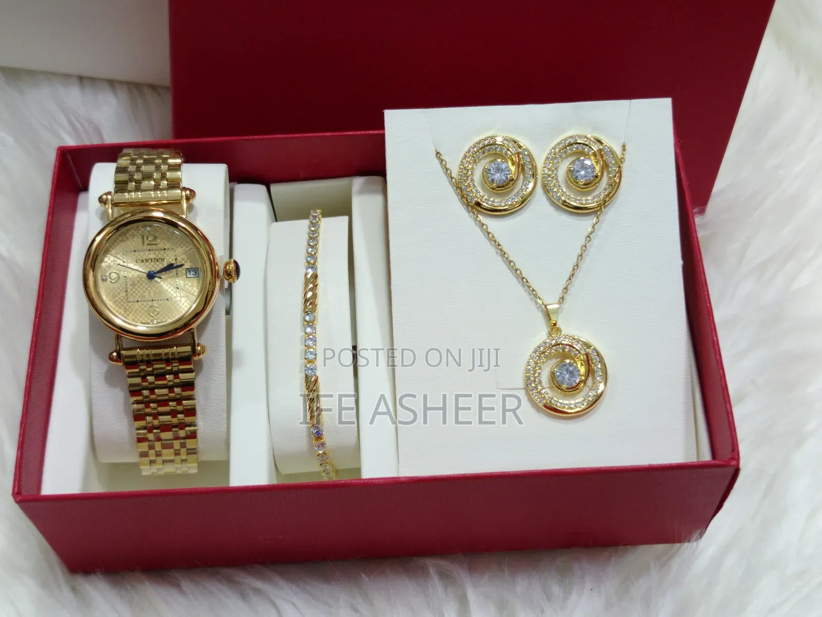 Cartier Ladies Watch & Jewelry Set - Gold
