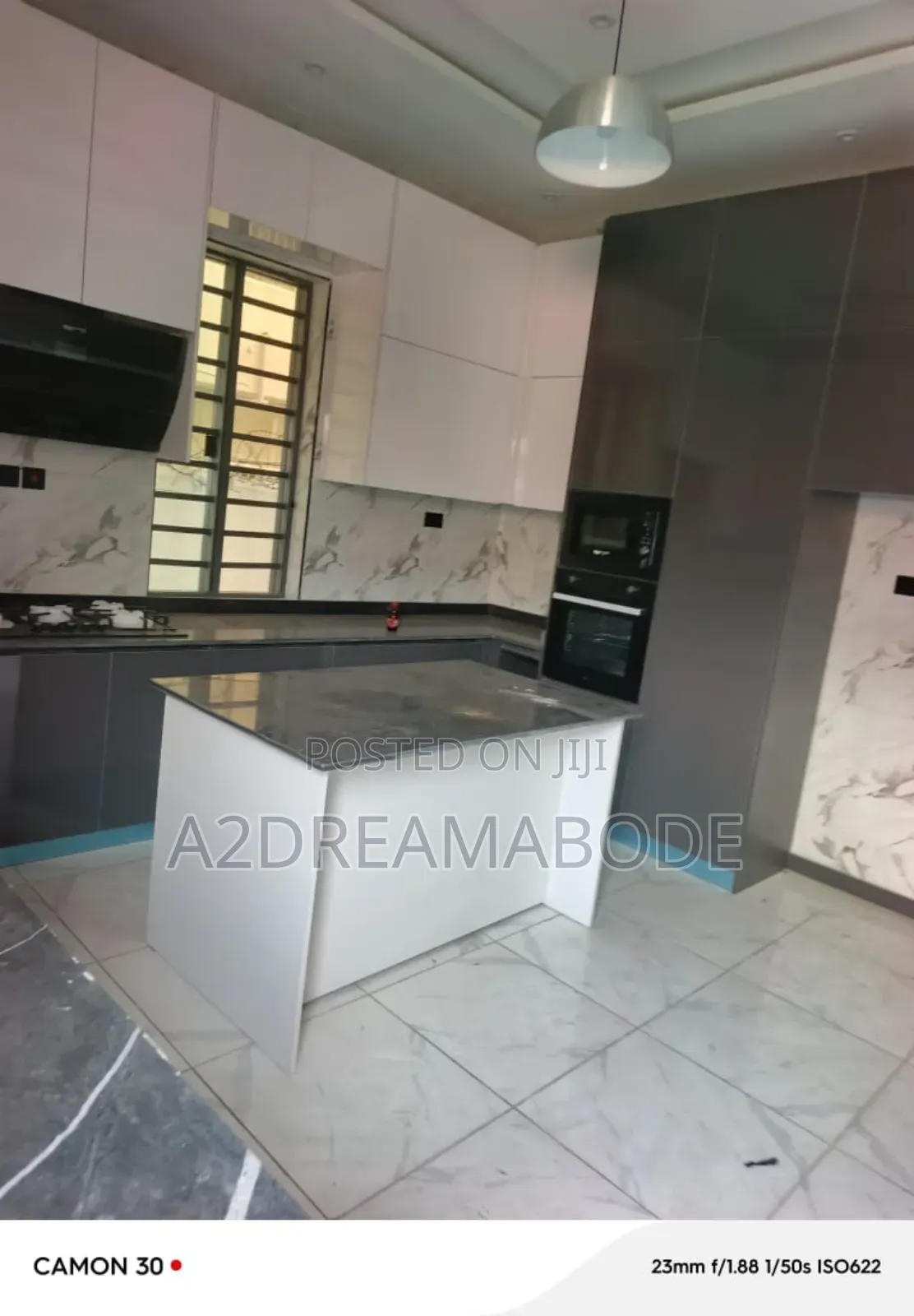 5bdrm Duplex in Magodo Phase 1 for rent