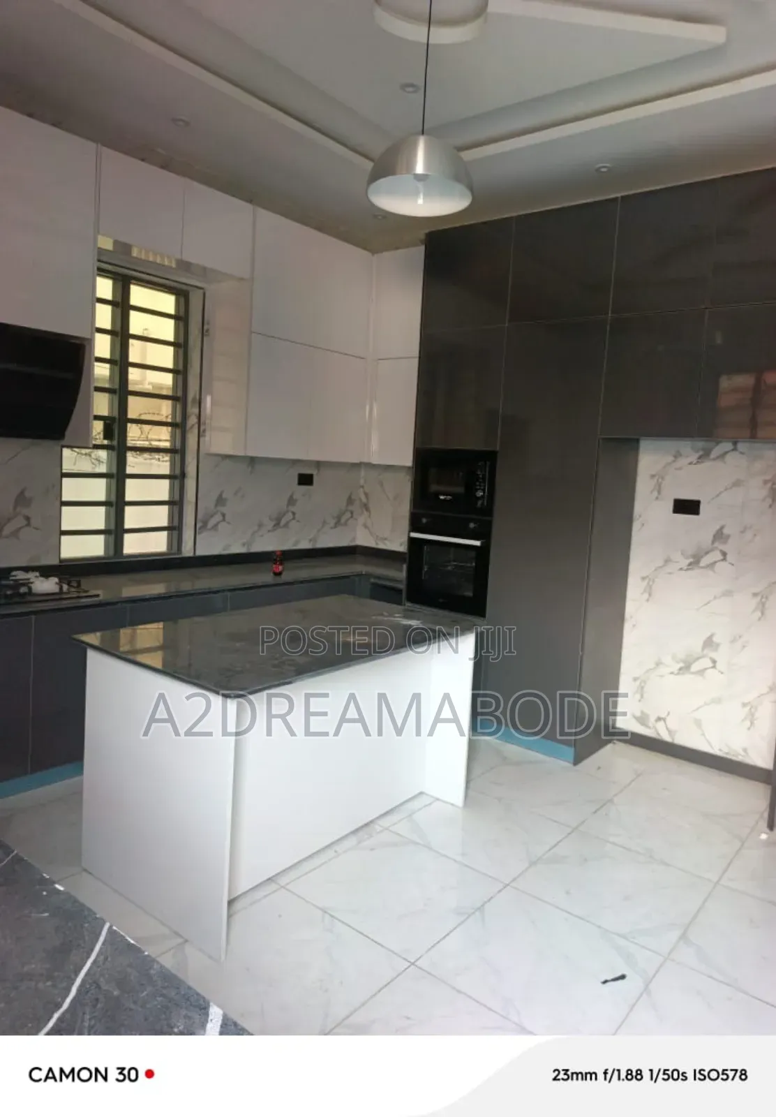 5bdrm Duplex in Magodo Phase 1 for rent