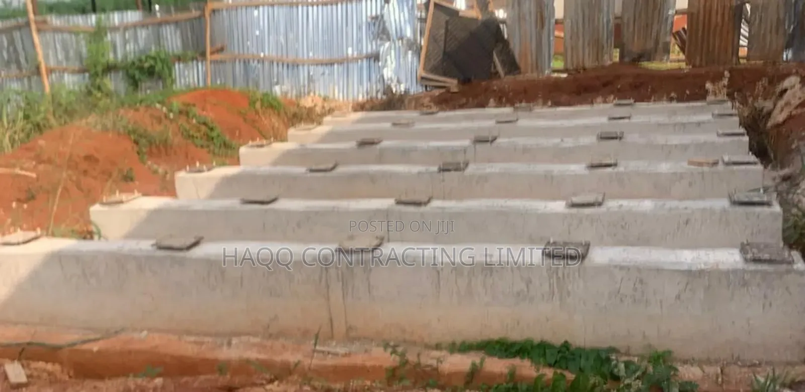 Braihwaite Pressed Steel Water Storage Tank, Plinth Construction