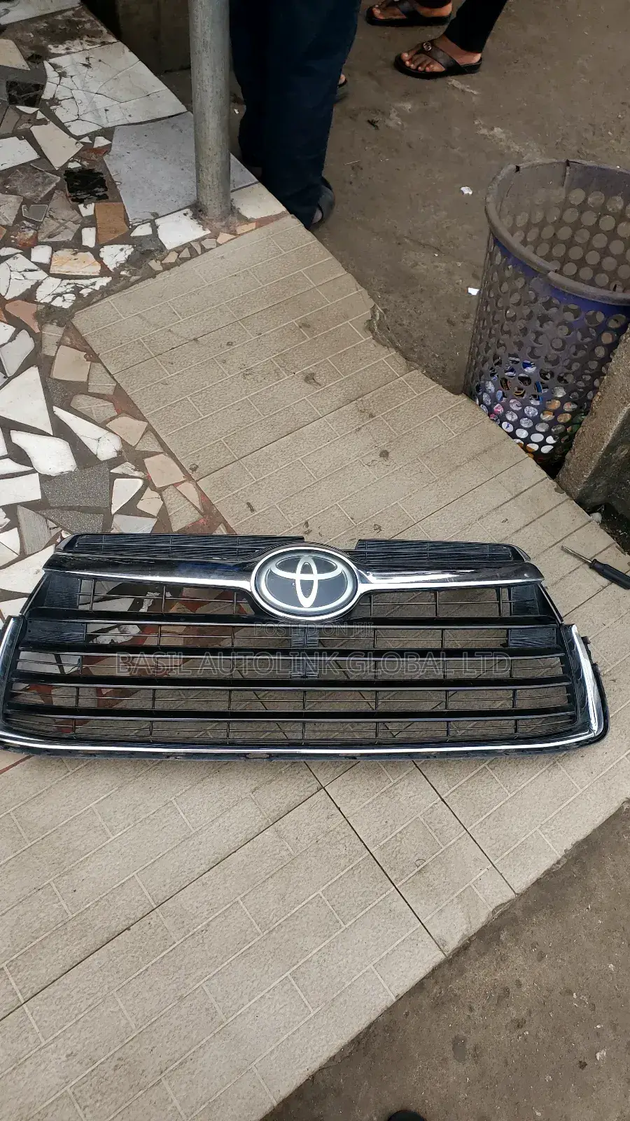 Front Grille Highlander 2015