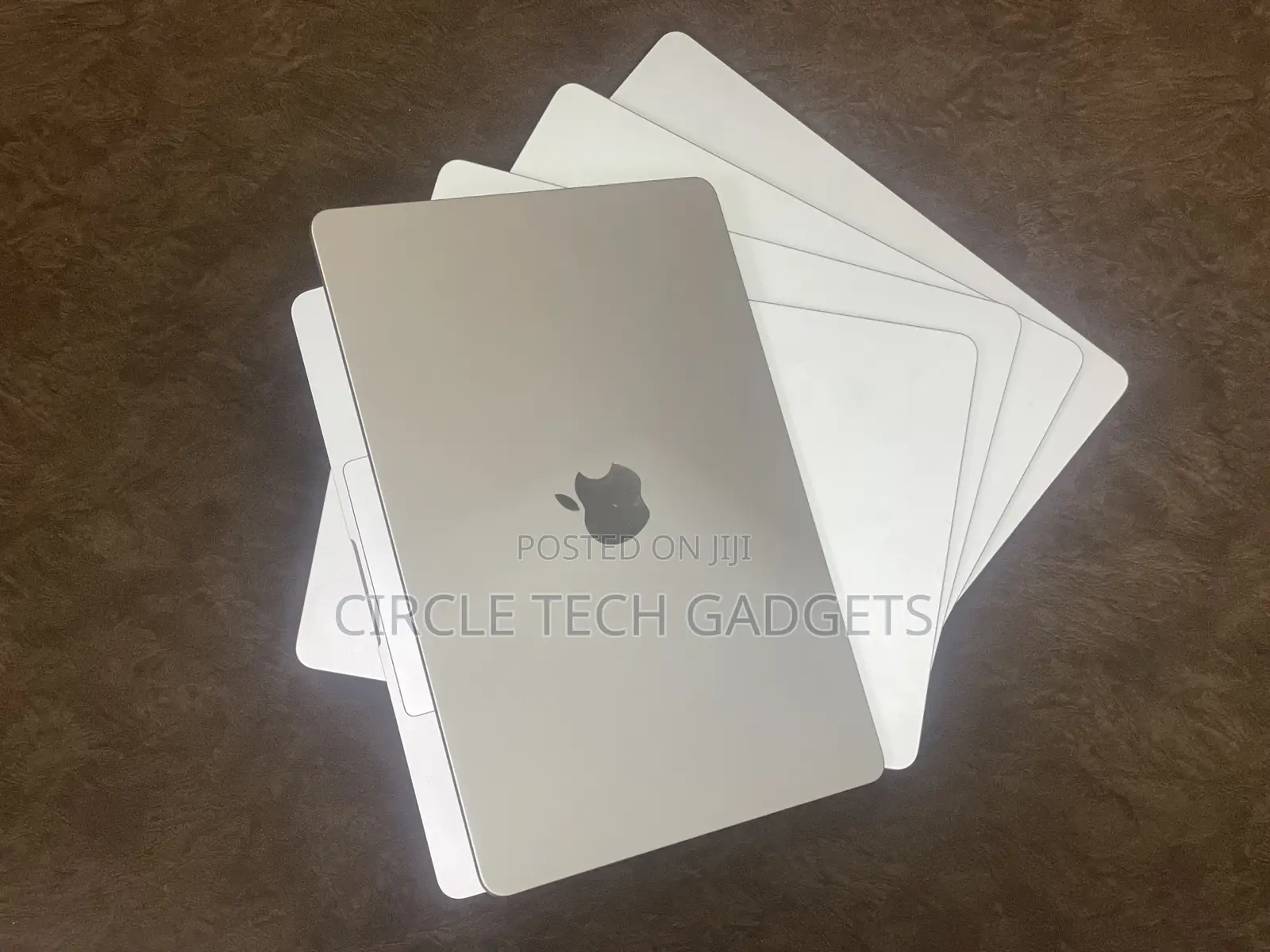 Laptop Apple MacBook Air 2022 M2 8GB Apple M2 SSD 512GB