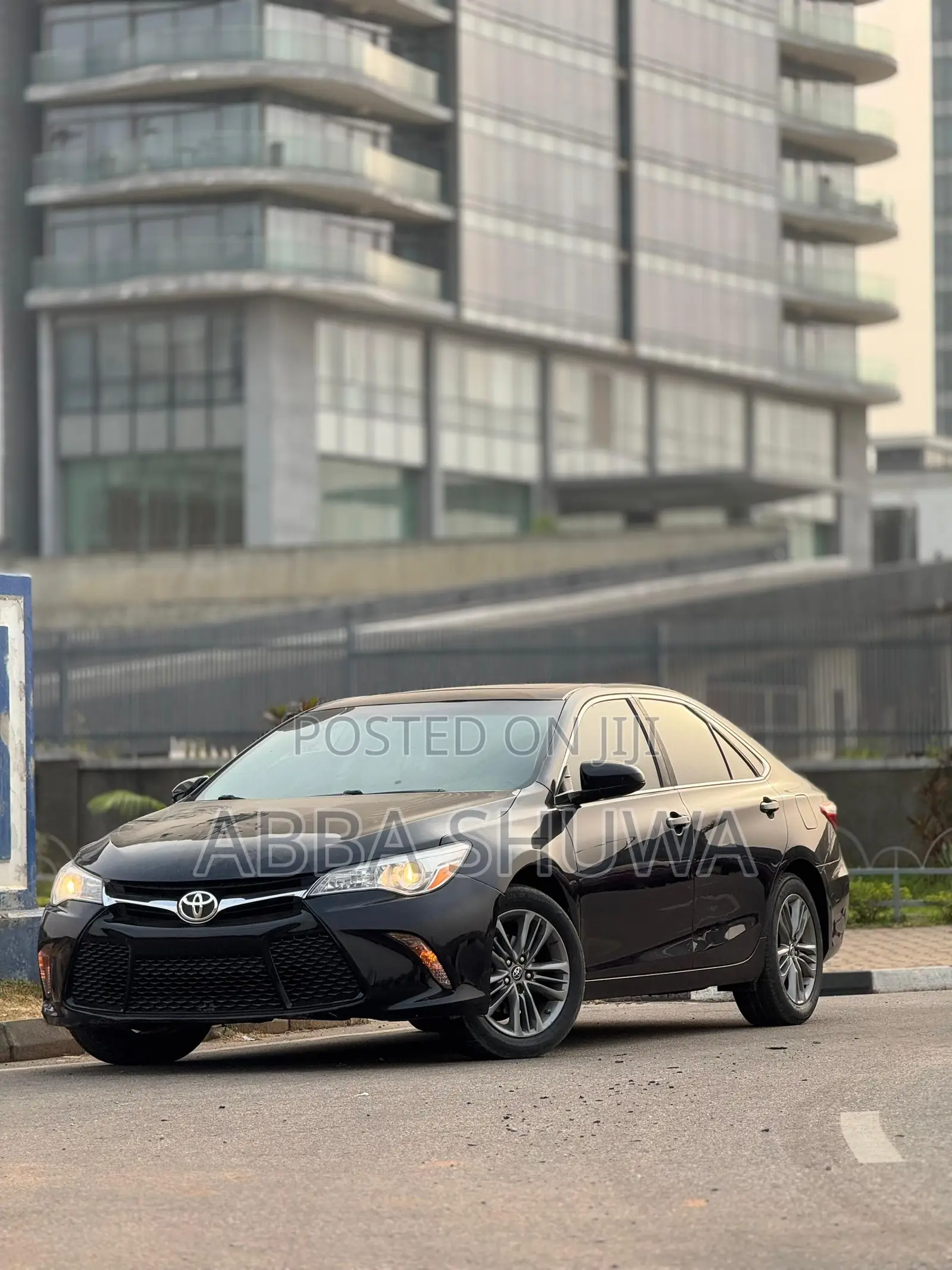 Toyota Camry SE w/Special Edition Pkg (2.5L 4cyl 6A) 2016 Black