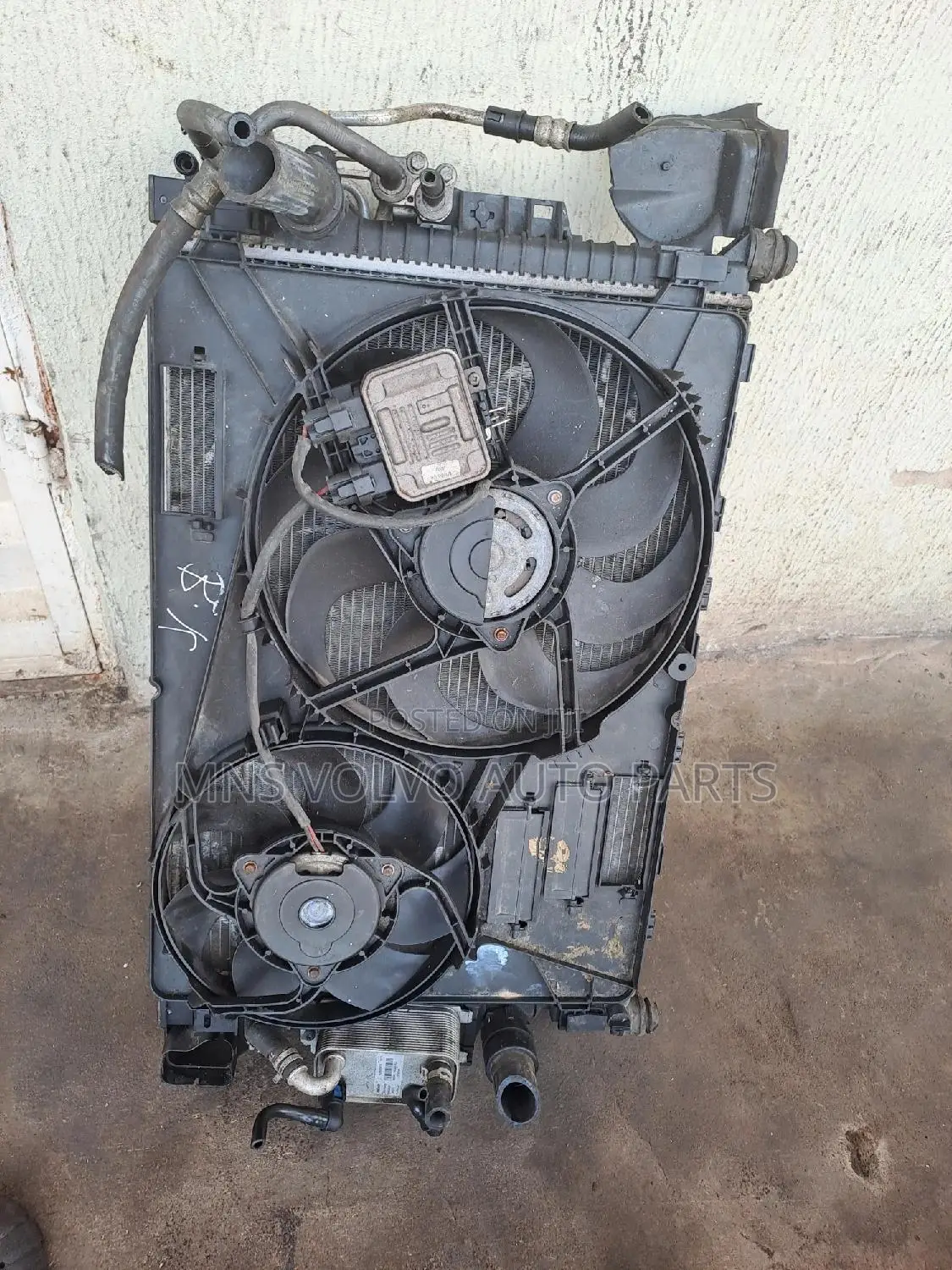 Volvo Xc60,S80,Xc70,S60,Range Rover Evoque Engine Fan