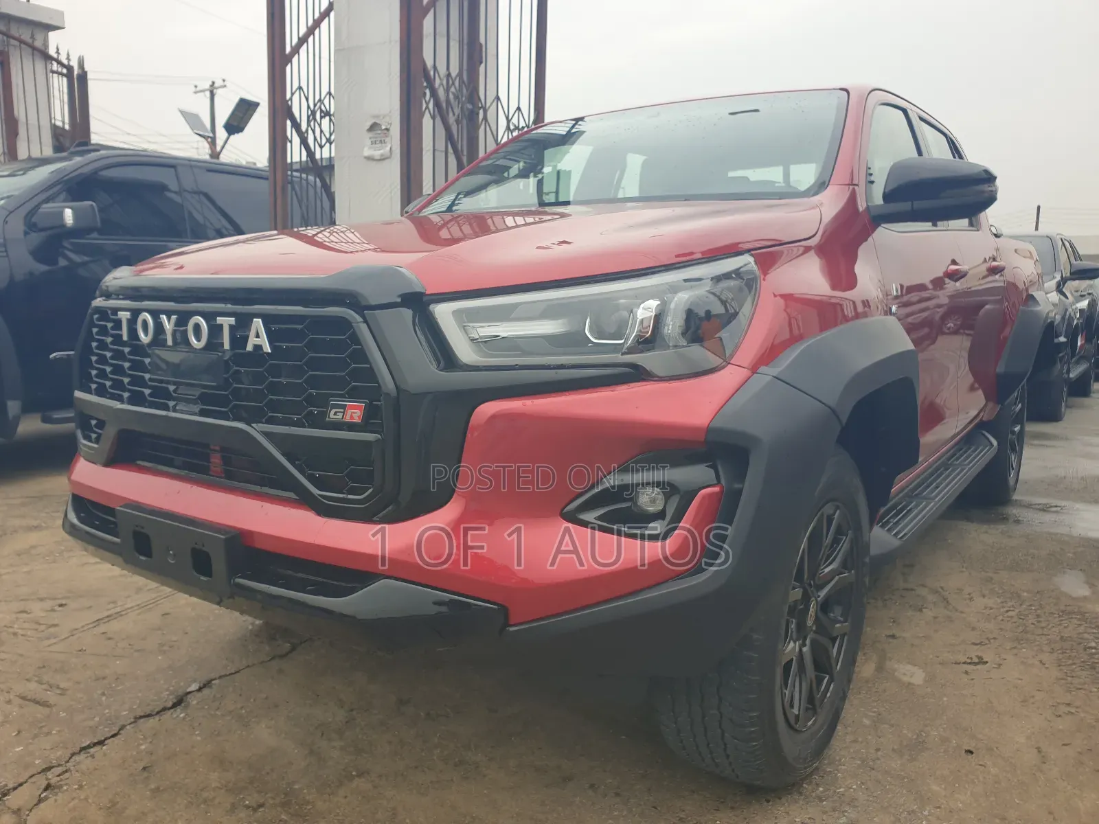 Toyota Hilux 2025 Red