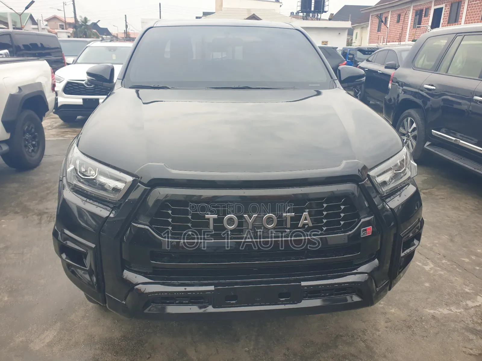 Toyota Hilux 2025 Black