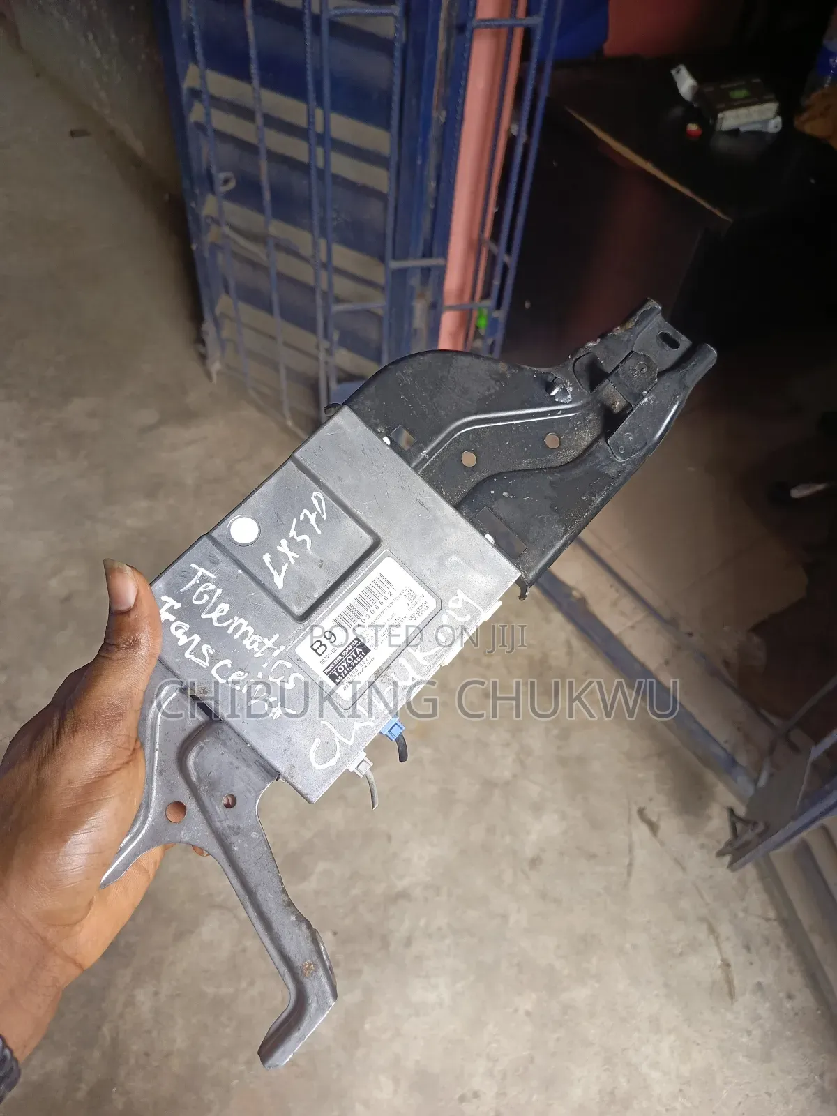 Lexus Lx570 Telematics Transceiver Control Module 86741-75021 2010 Oem