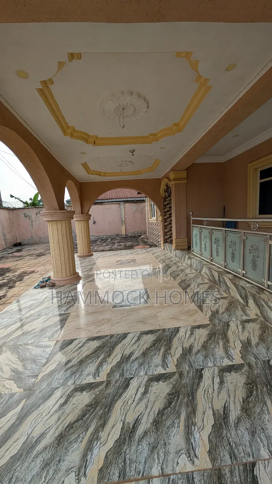 4bdrm Bungalow in Omolaso Area, Iwo Road for sale