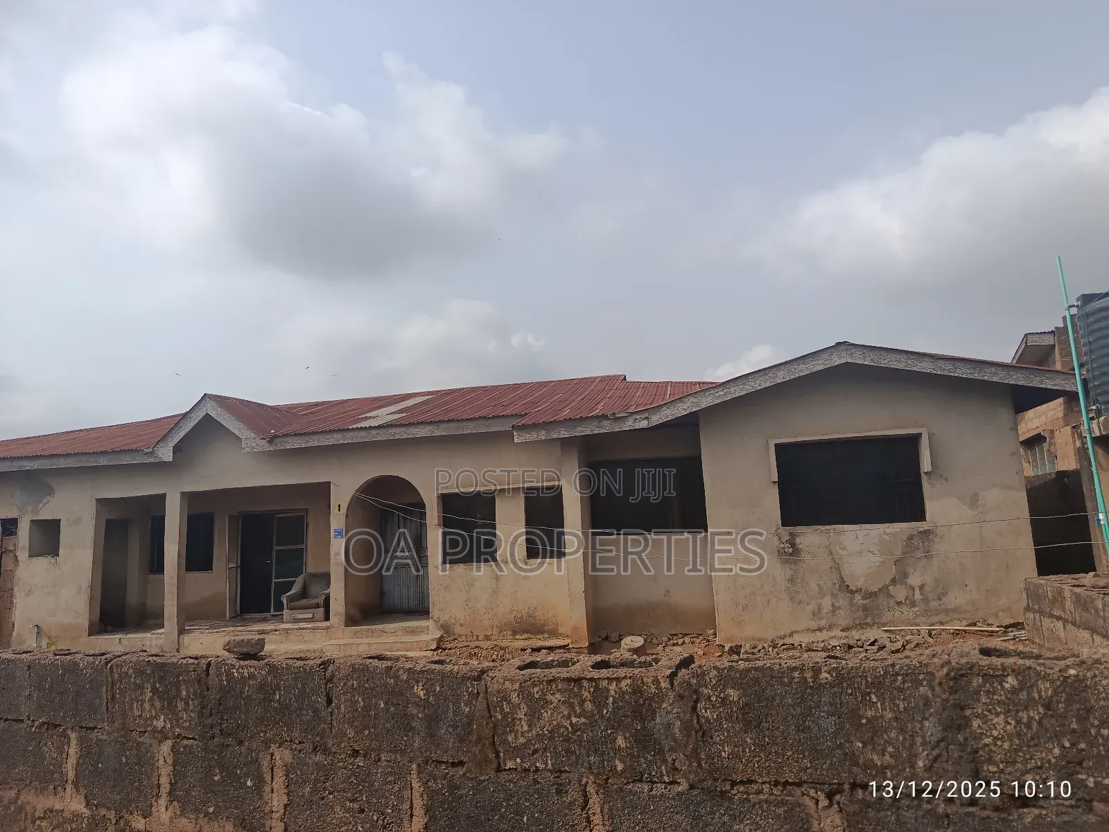 2bdrm Block of Flats in Ibadan for sale