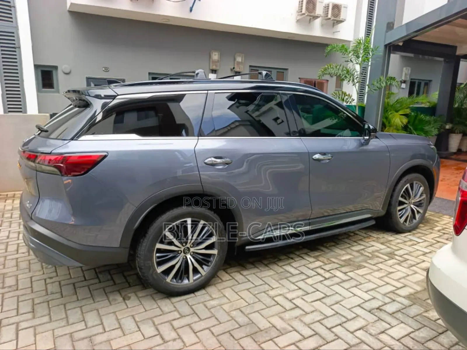 Infiniti QX60 PURE AWD 2023 Gray