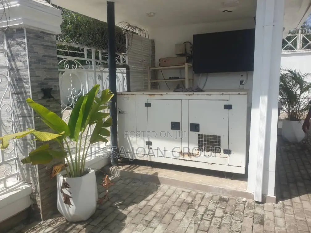 Furnished 5bdrm Mansion in Maitama for sale