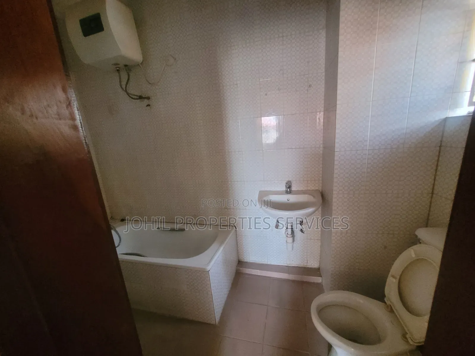 3bdrm Block of Flats in Wuse 2 for rent