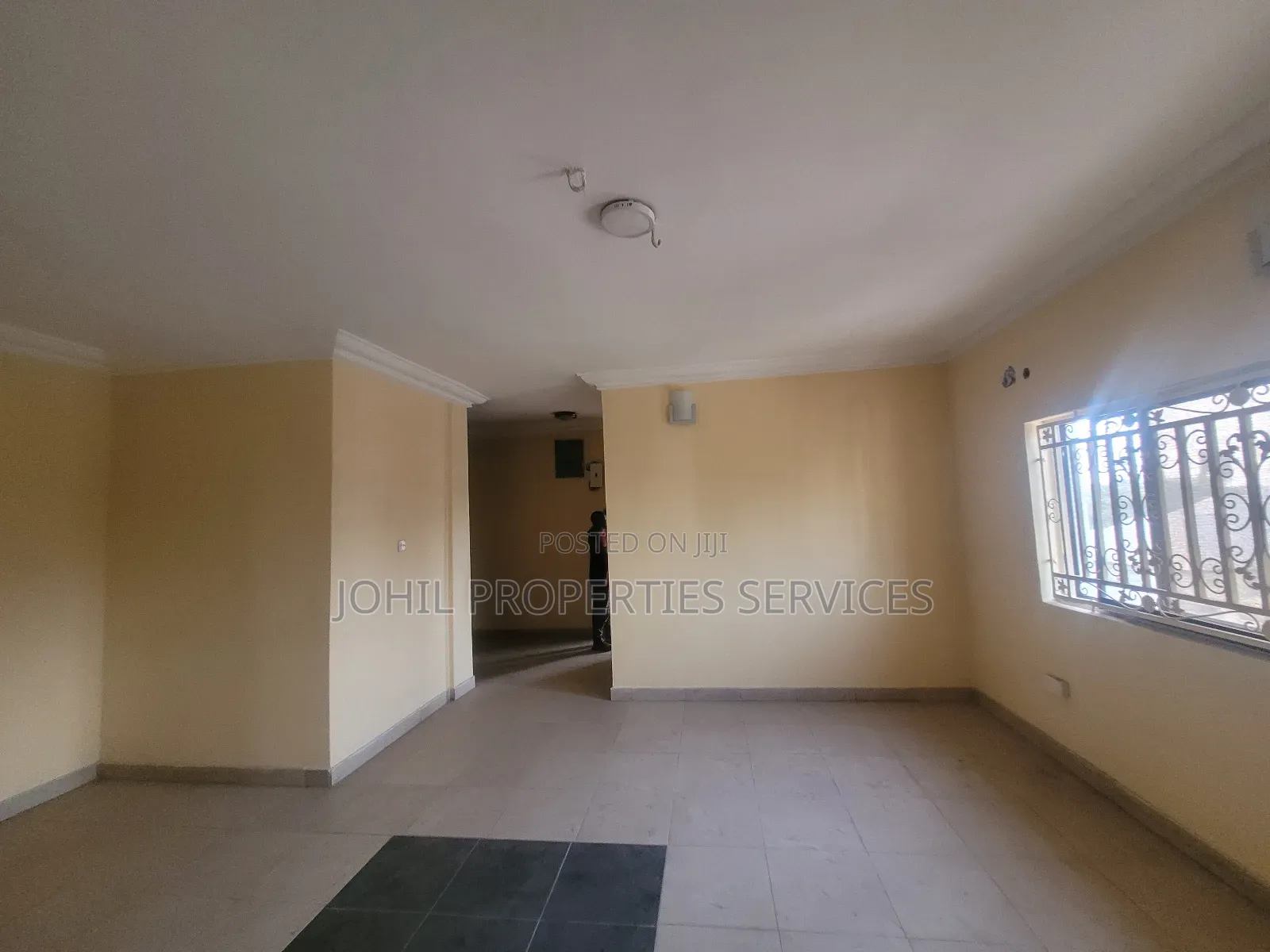 3bdrm Block of Flats in Wuse 2 for rent