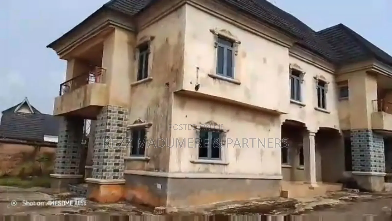 7bdrm House in Near New Abia State for sale