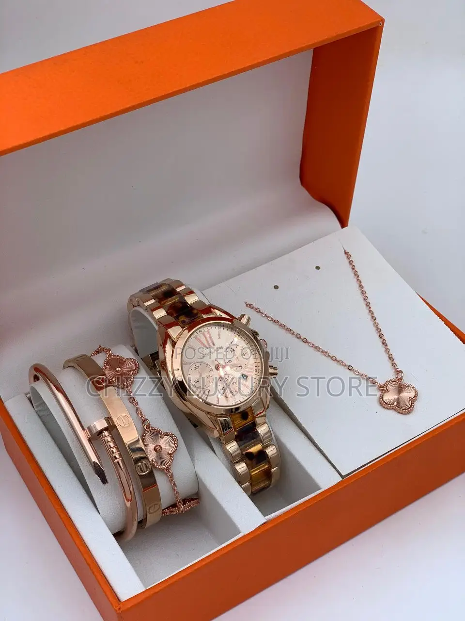 Michael Kors Quality Luxury Ladies Chain Strap Wristwatch