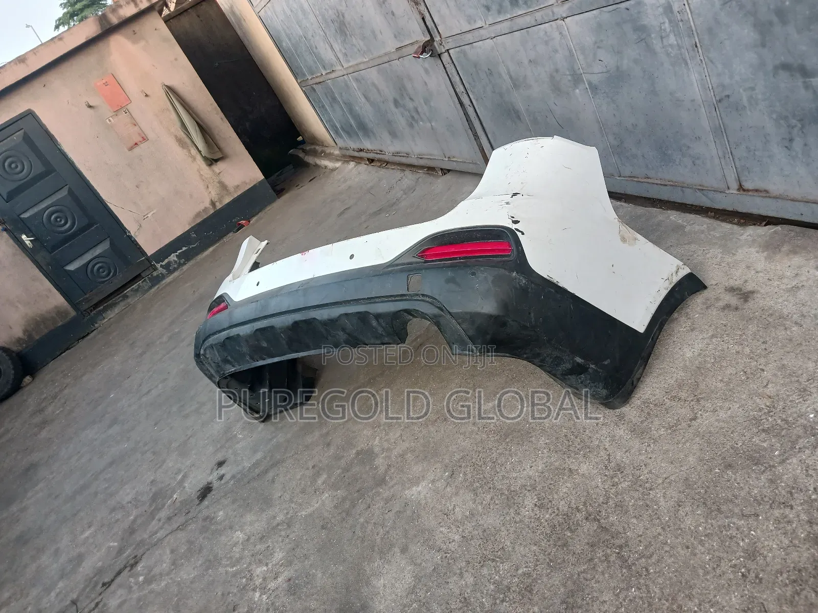 Kia Sorento 2017  Back Bumper