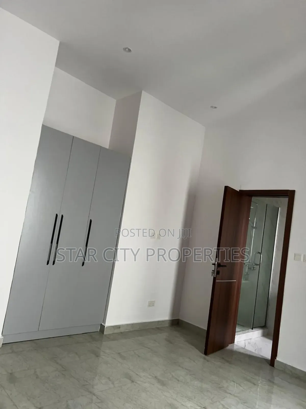 5bdrm Duplex in Ikeja, Adeniyi Jones for rent