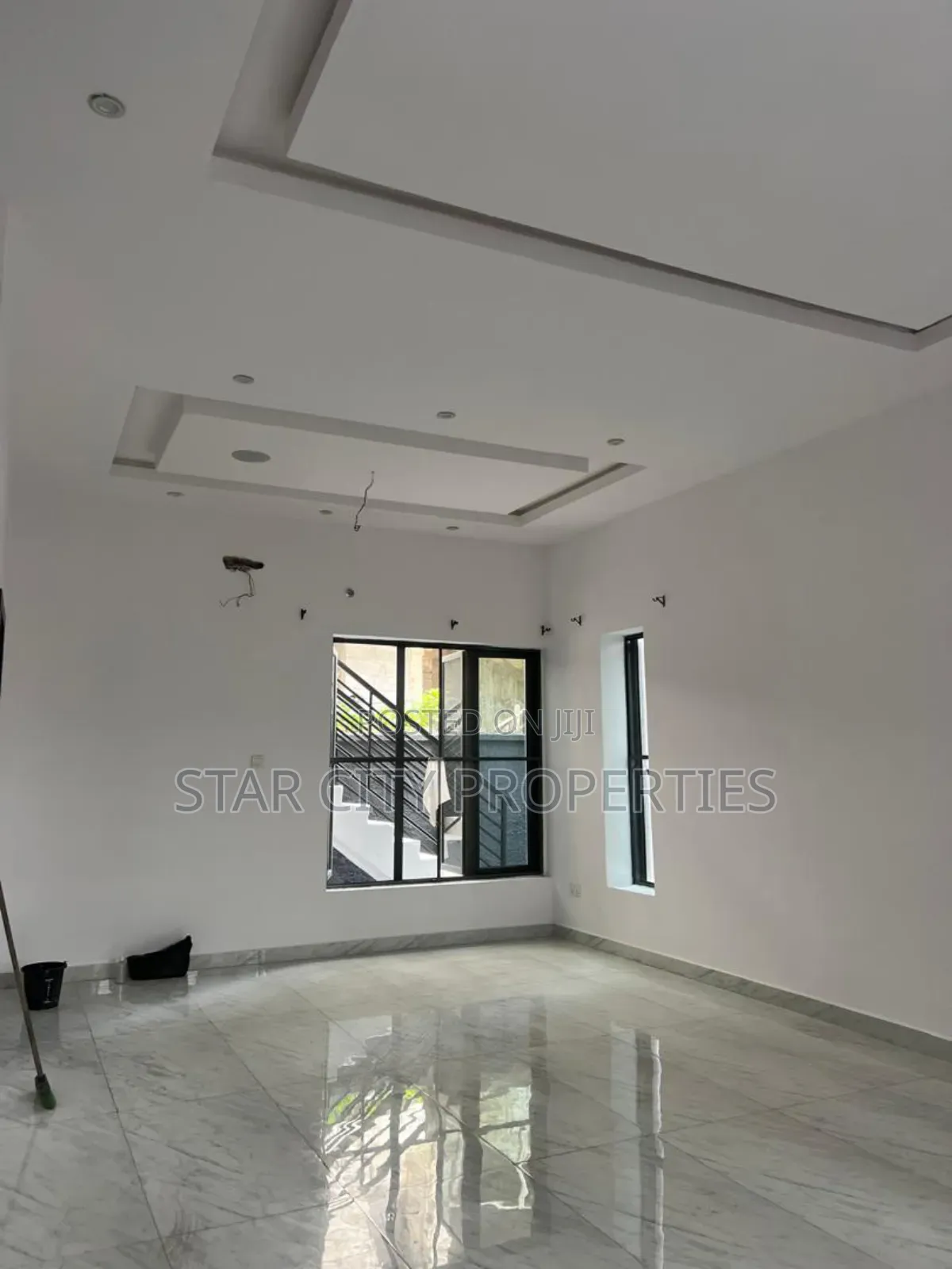 5bdrm Duplex in Ikeja, Adeniyi Jones for rent