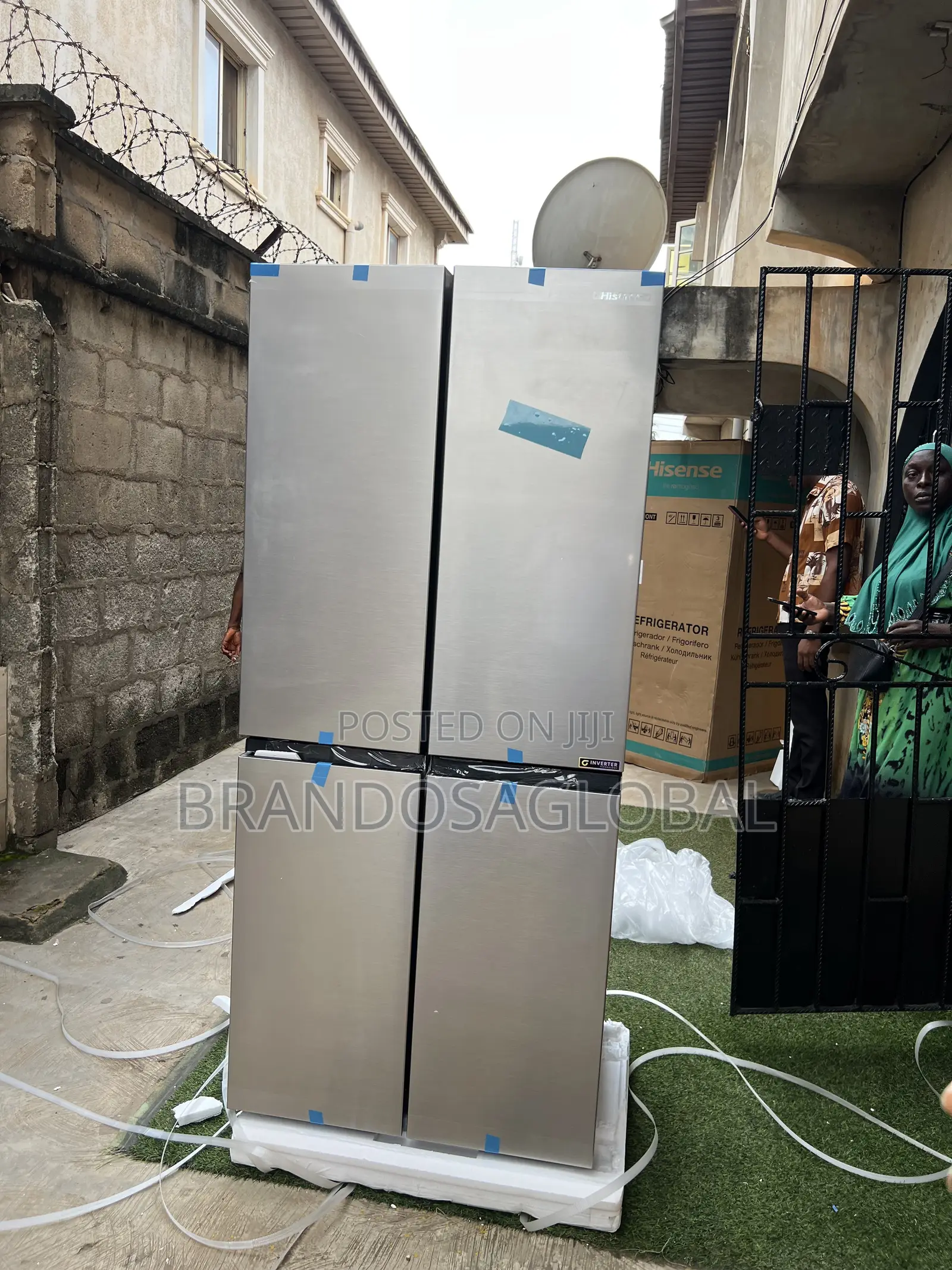Hisense 392l Refrigerator Rq-54wc Ideal for Family Kitchens