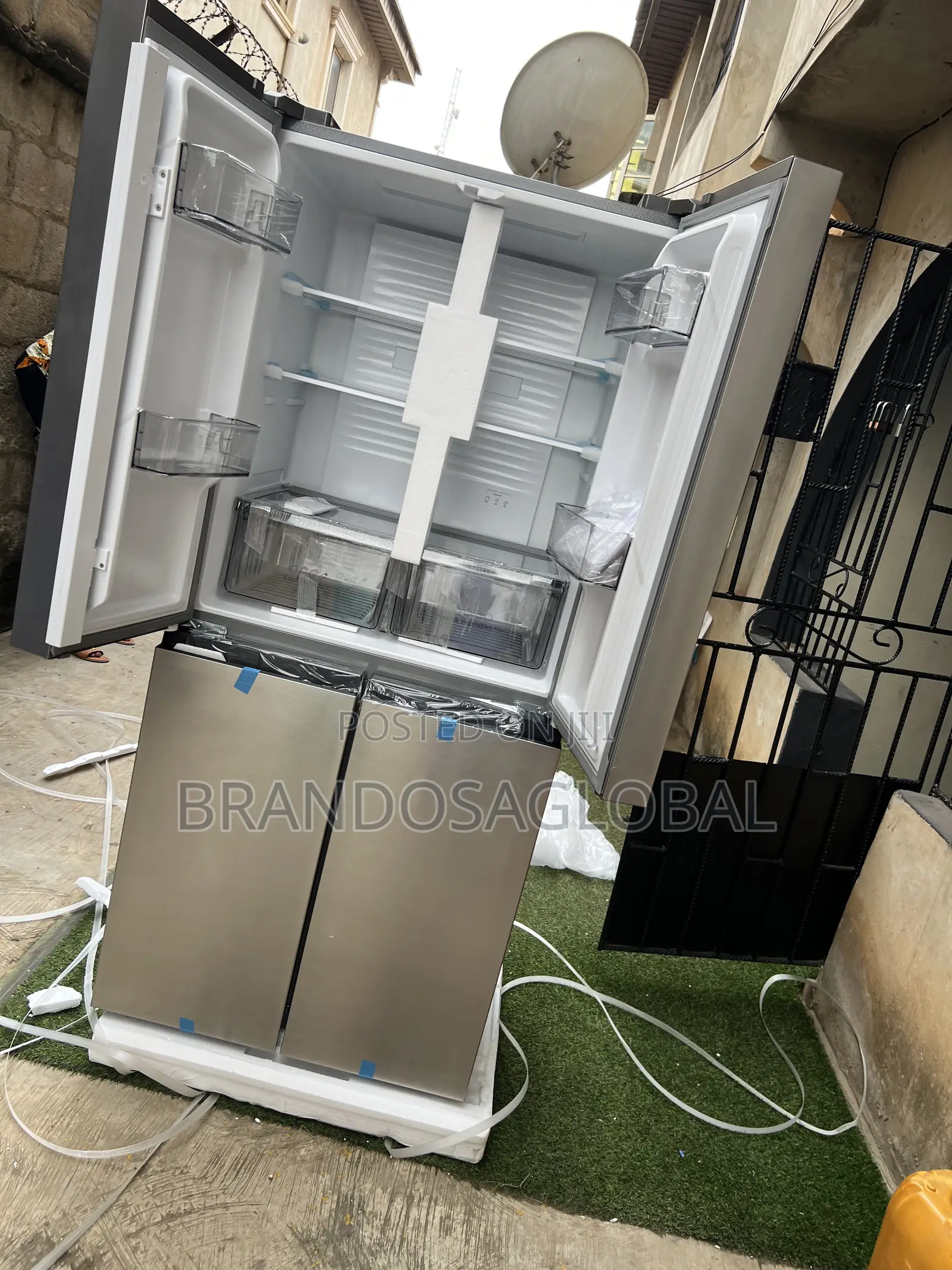 Hisense Rq-54wc Modern Side by Side Refrigerator