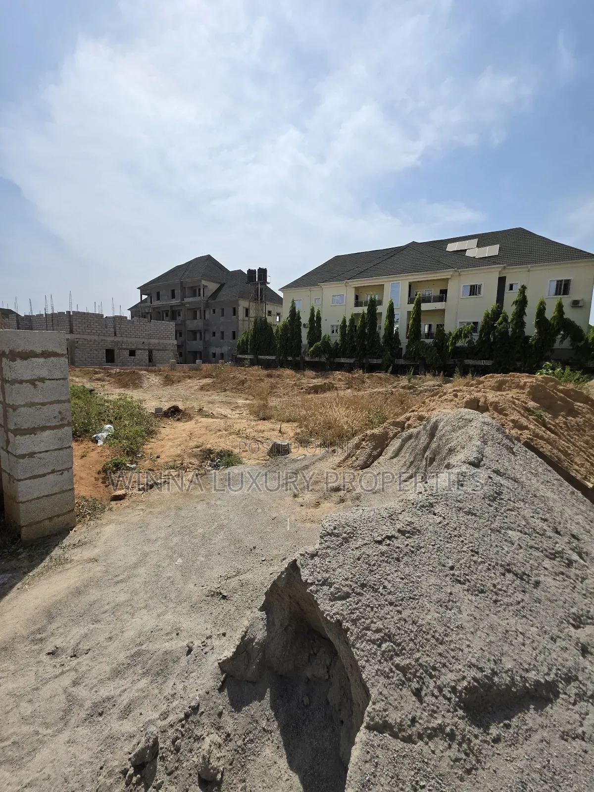 1200sqm for 6 Units of 2 Bed Block of Flat