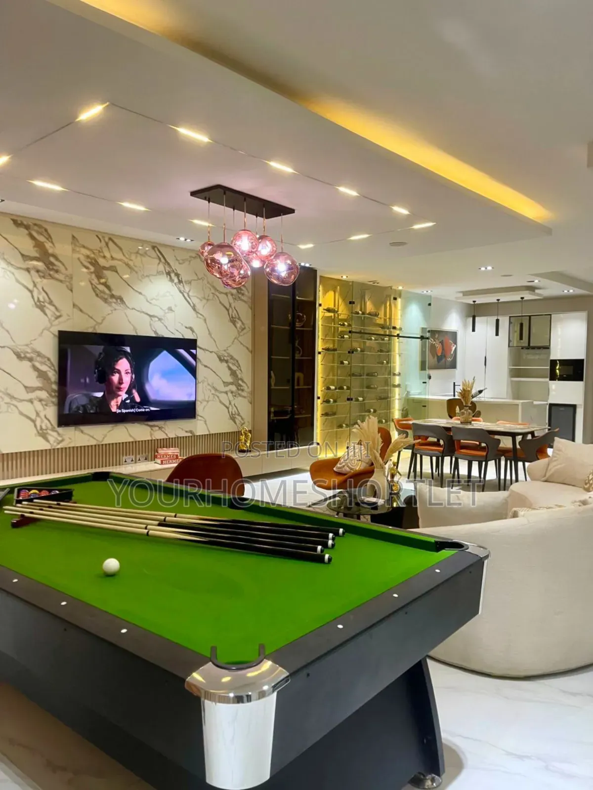 Top Notch Luxury 4 Bedroom With Swimming Pool and Snooker
