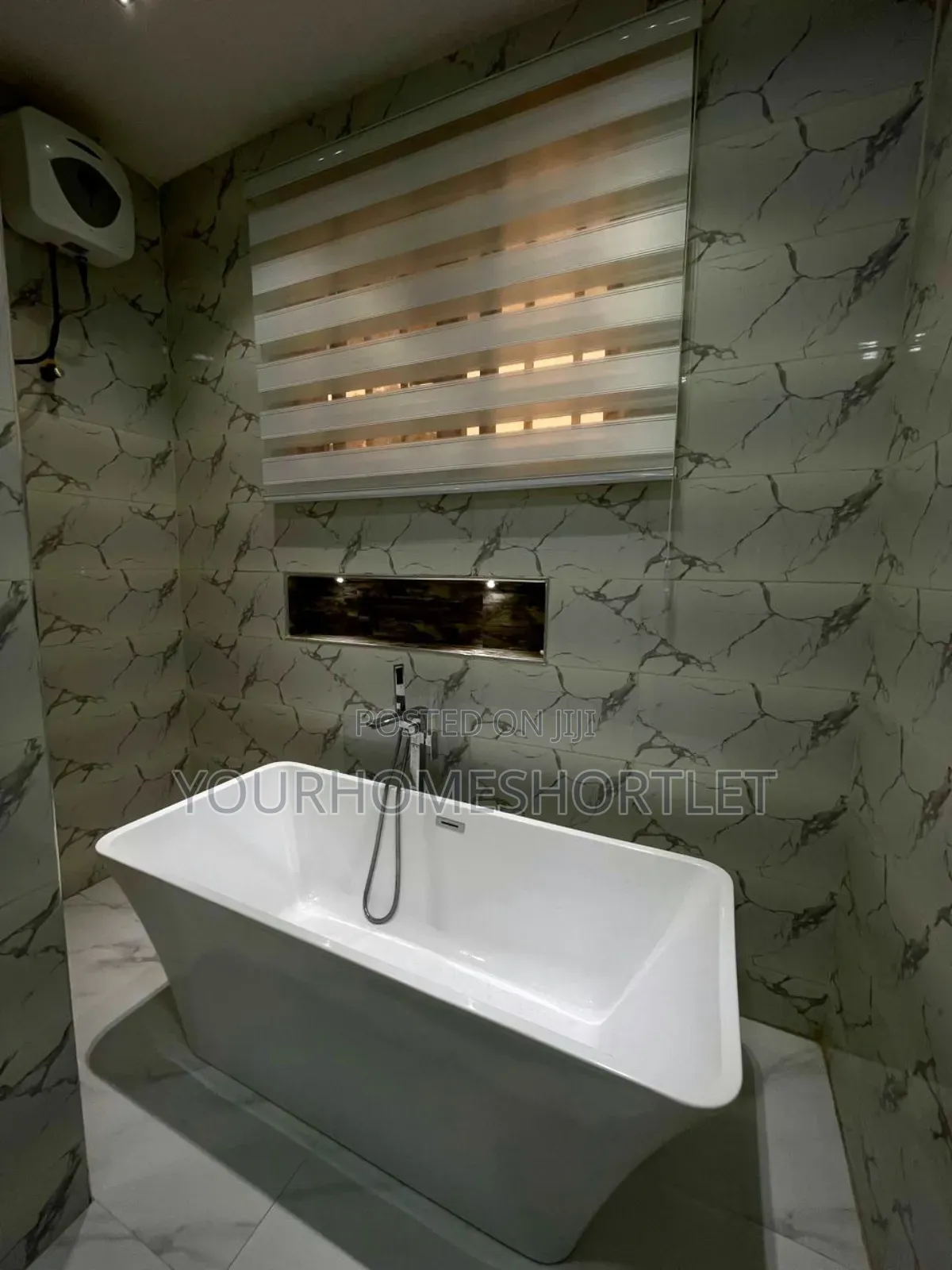 Top Notch Luxury 4 Bedroom With Swimming Pool and Snooker