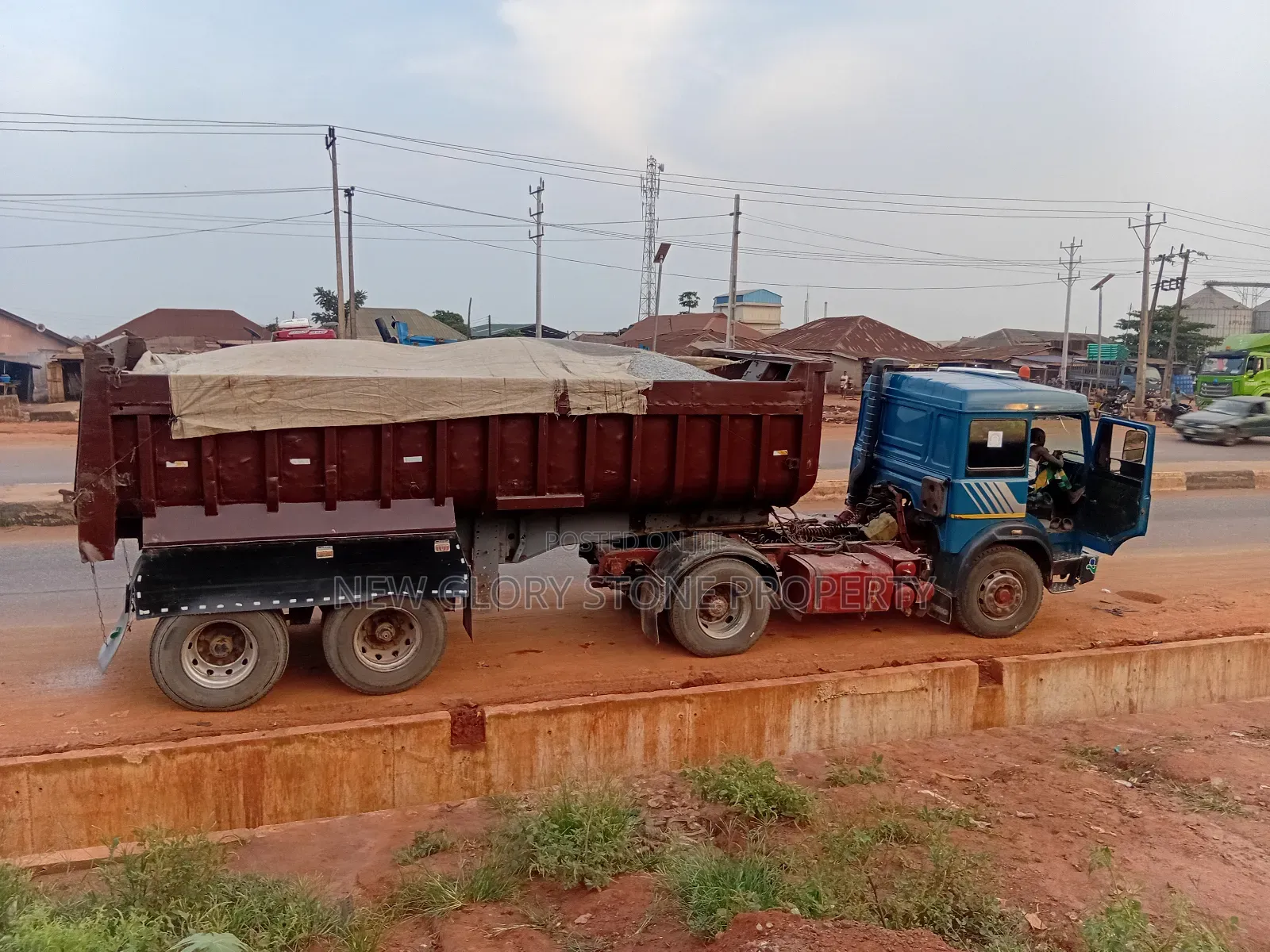 30tons of Granite and Sharp Sand
