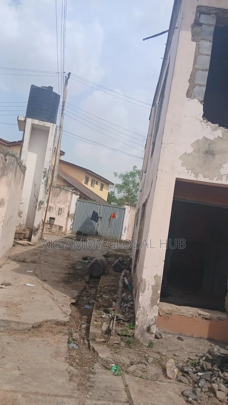 20bdrm Block of Flats in Bodija, Ibadan for sale