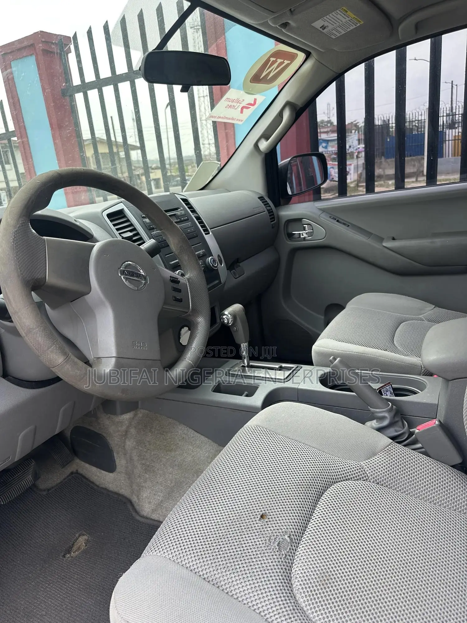 Nissan Frontier 2012 White