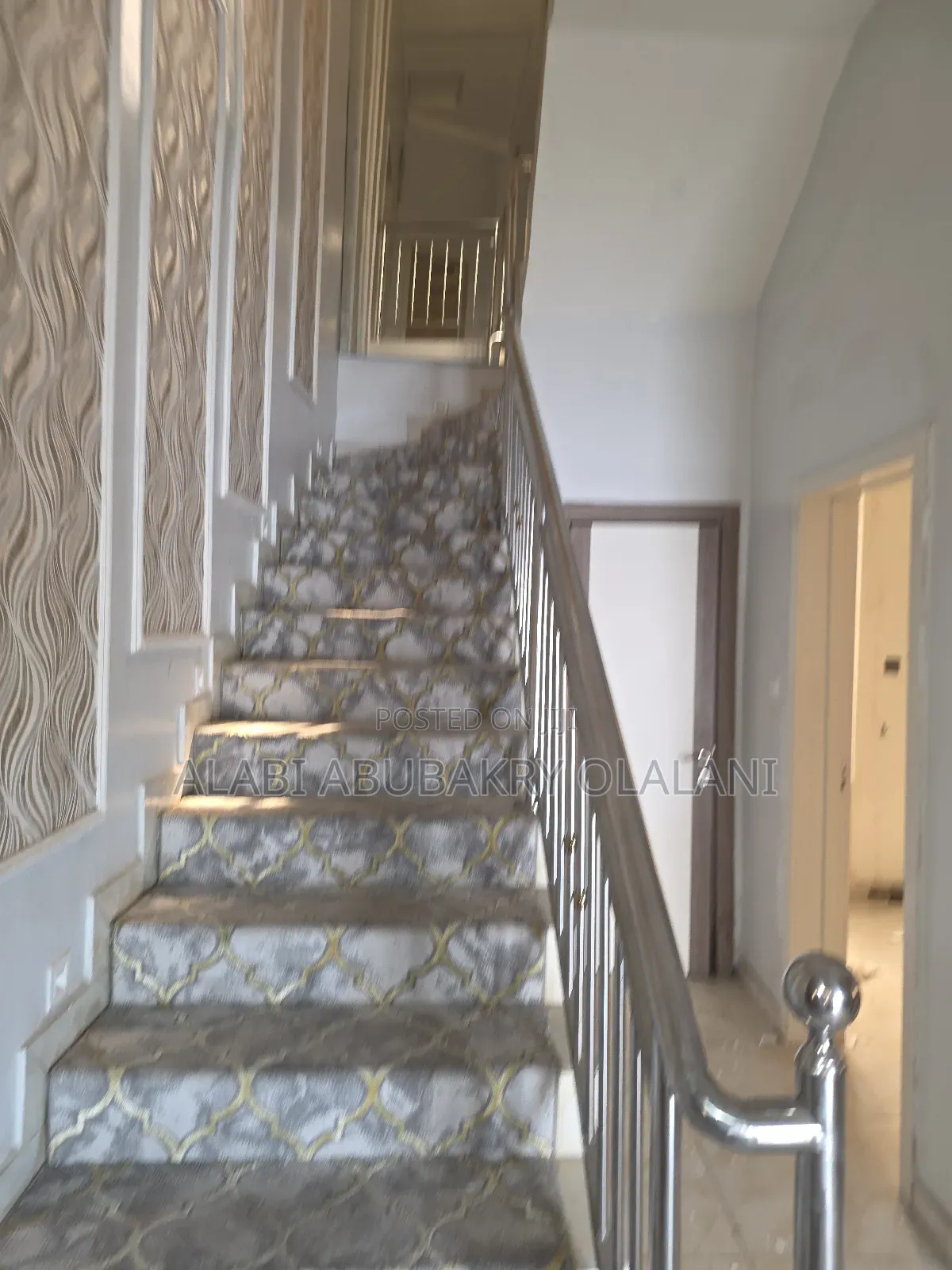4bdrm Duplex in Emcel Estate, Chevron for sale