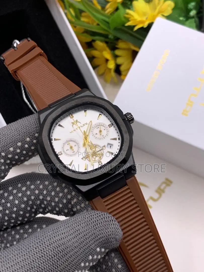 Matturi Quality Men Rubber Strap Wristwatch