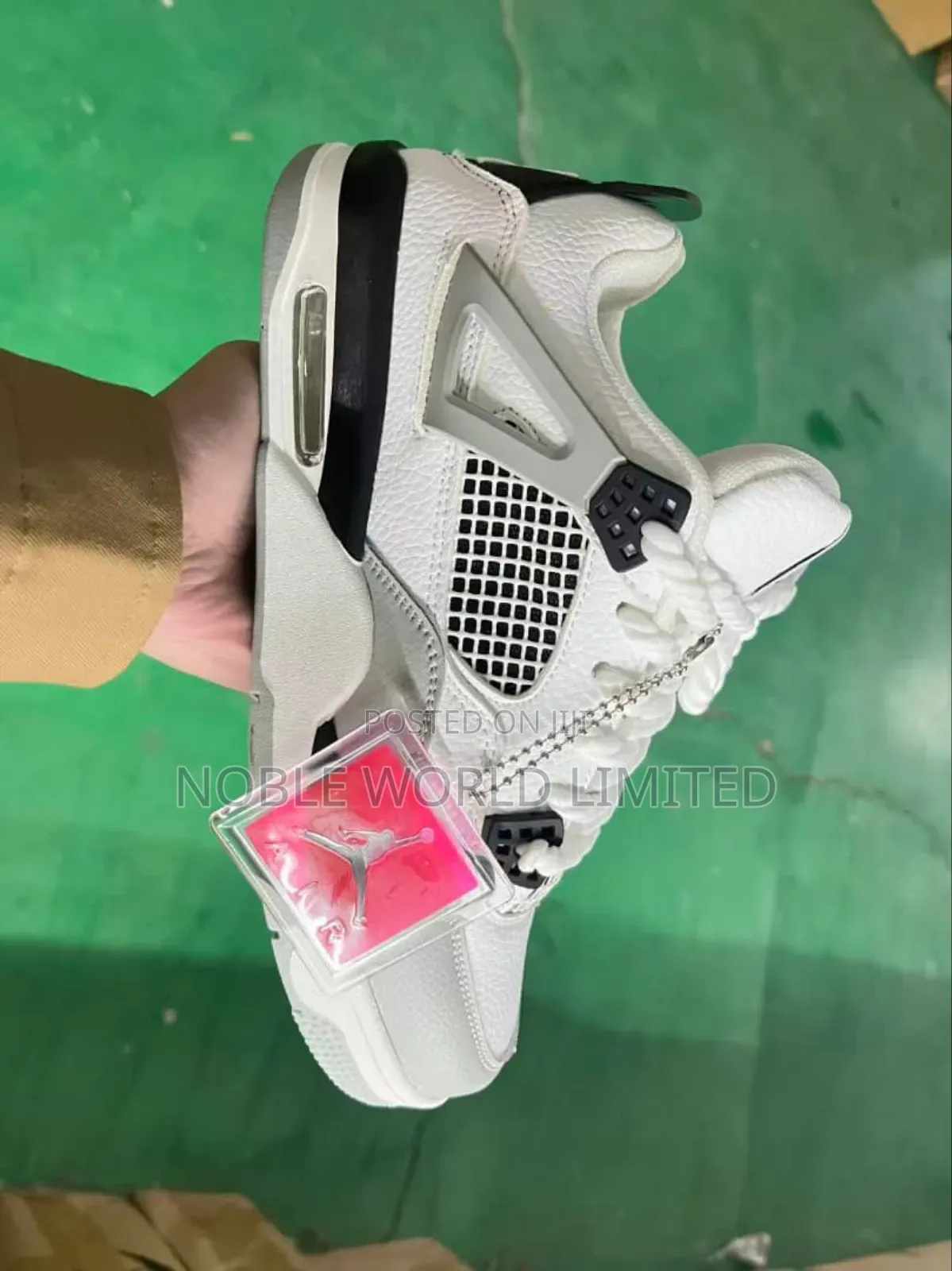 Air Jordan White With a Touch of Black