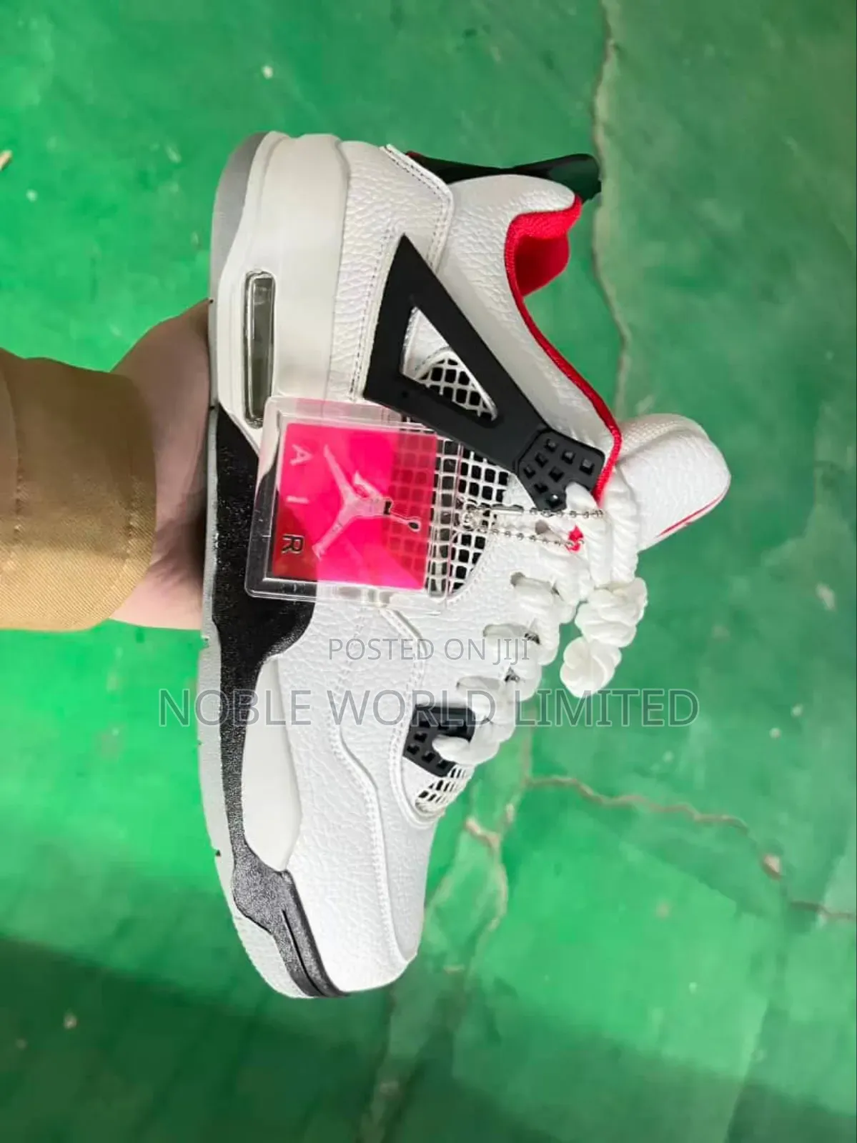 Air Jordan White With a Touch of Black