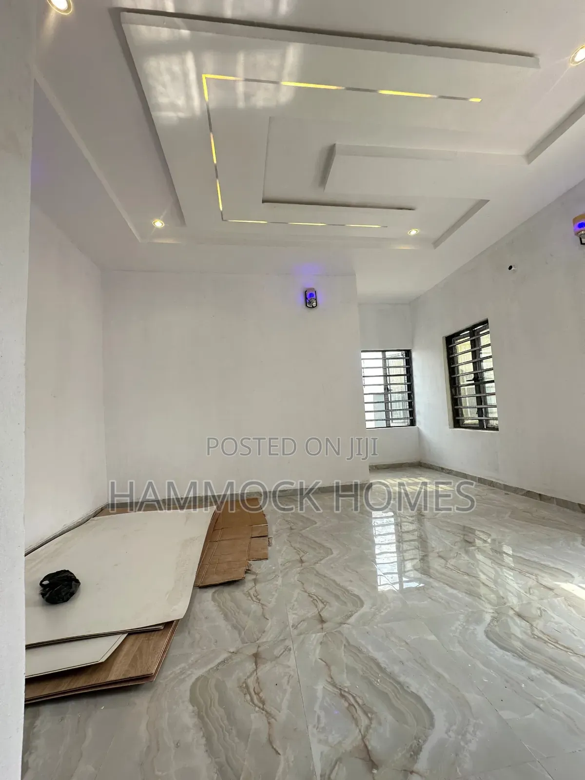 4bdrm Bungalow in Awoyaya Estate,, Jericho for sale