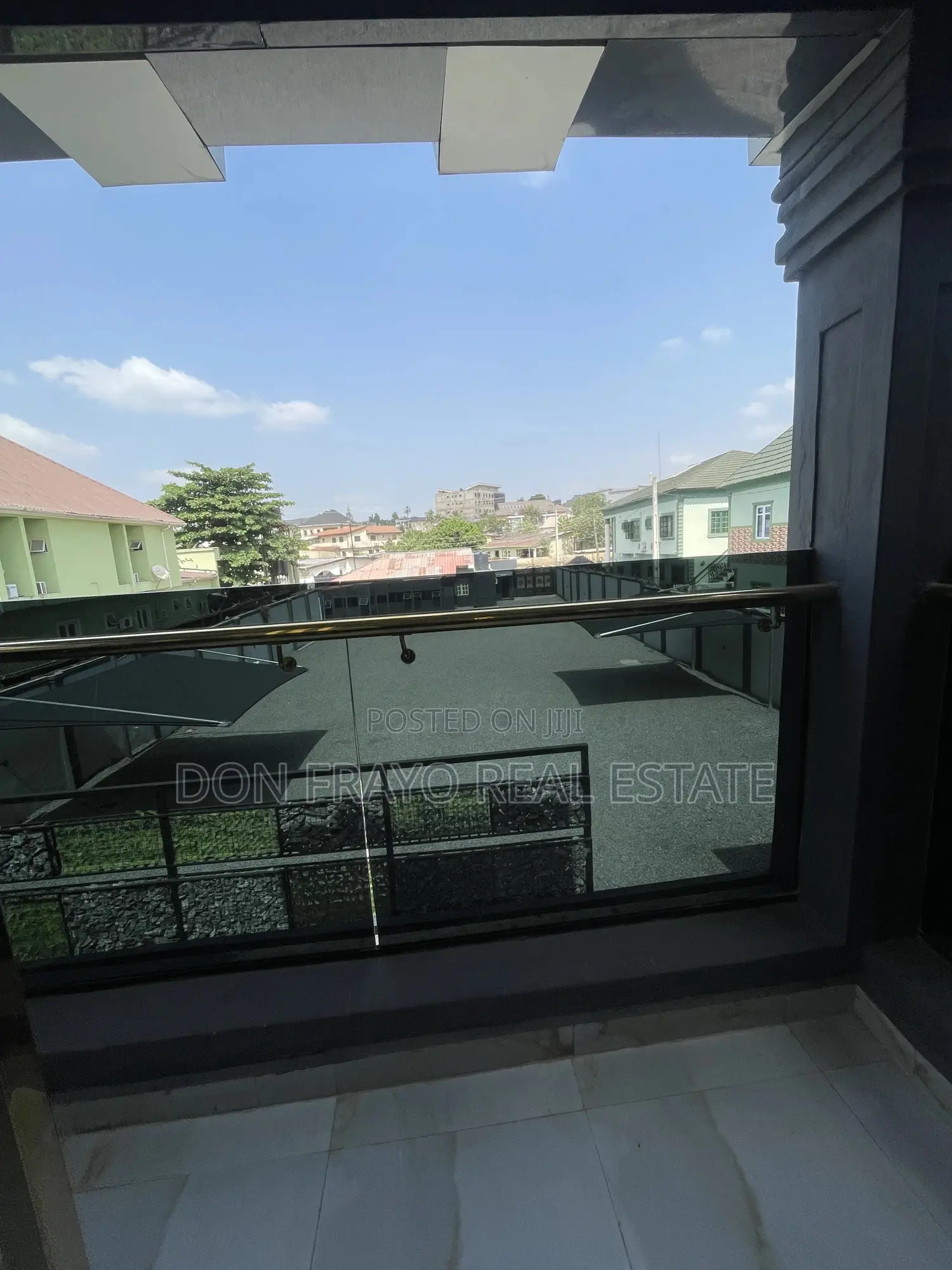 2 Beds Short Let Apartment in Adeyi Avenue Old Bodija