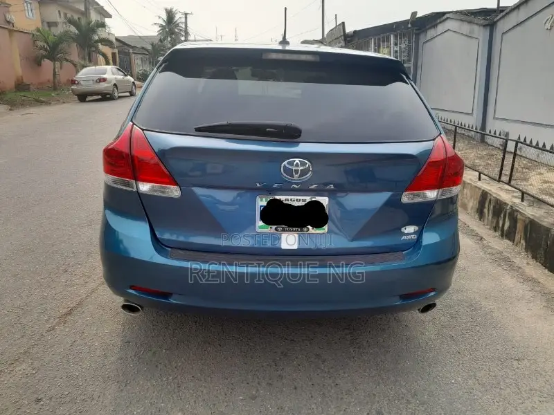 Toyota Venza 2014 Available for Rent