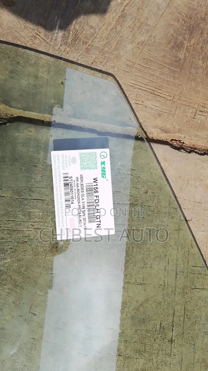 Front Door Glass Mercedes Benz Gla Available Now