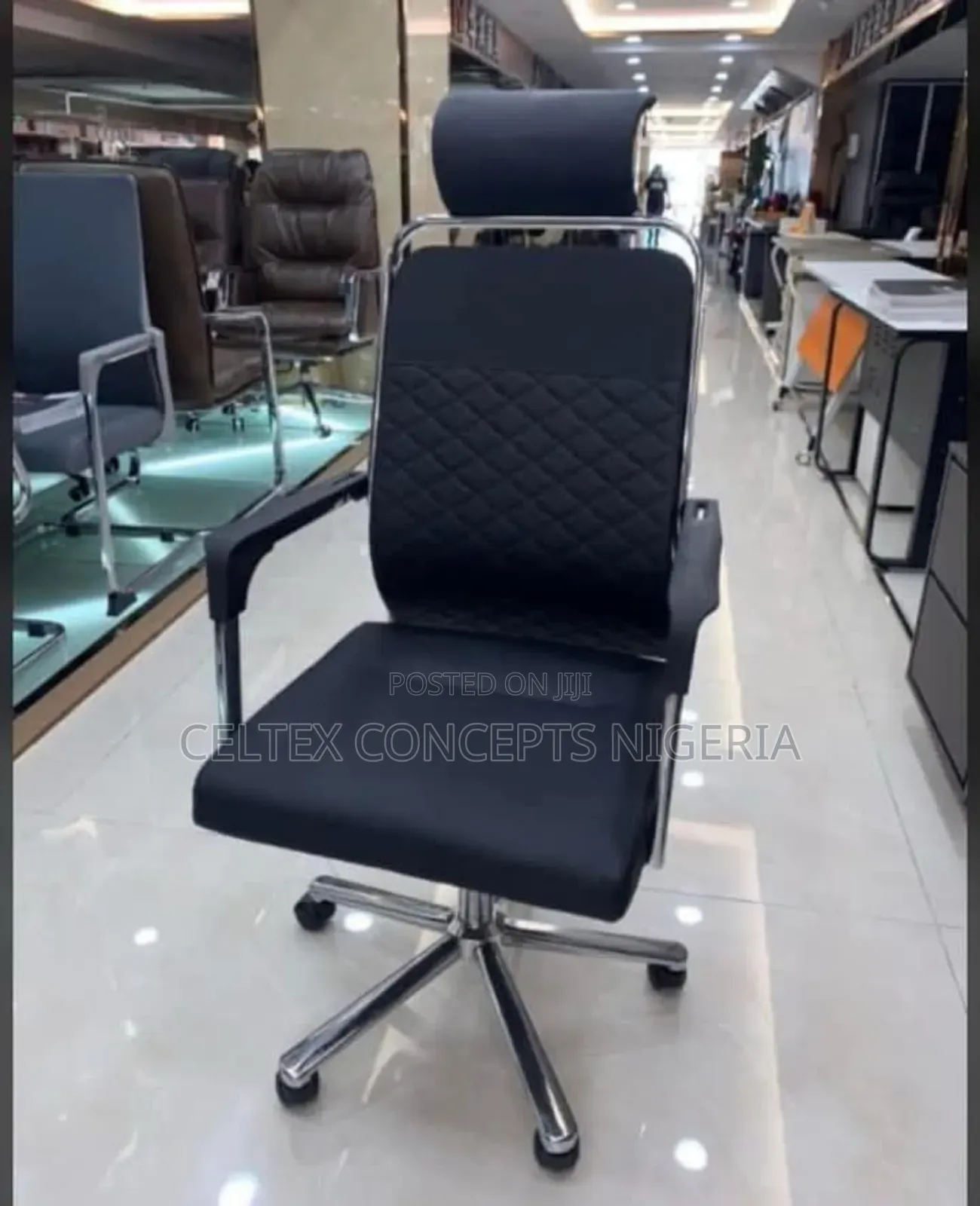 Modern Office Chair With Wheels