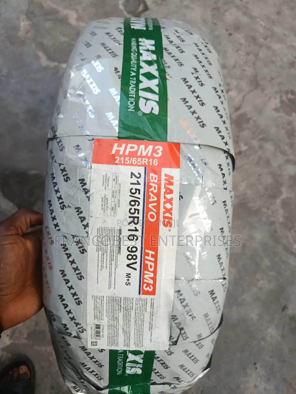 215/65r16 Maxxis Tire