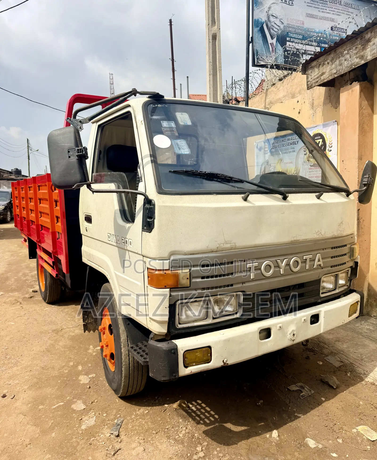 Toyota Dyna 200 Normal Hand Long Frame 2rz Engine