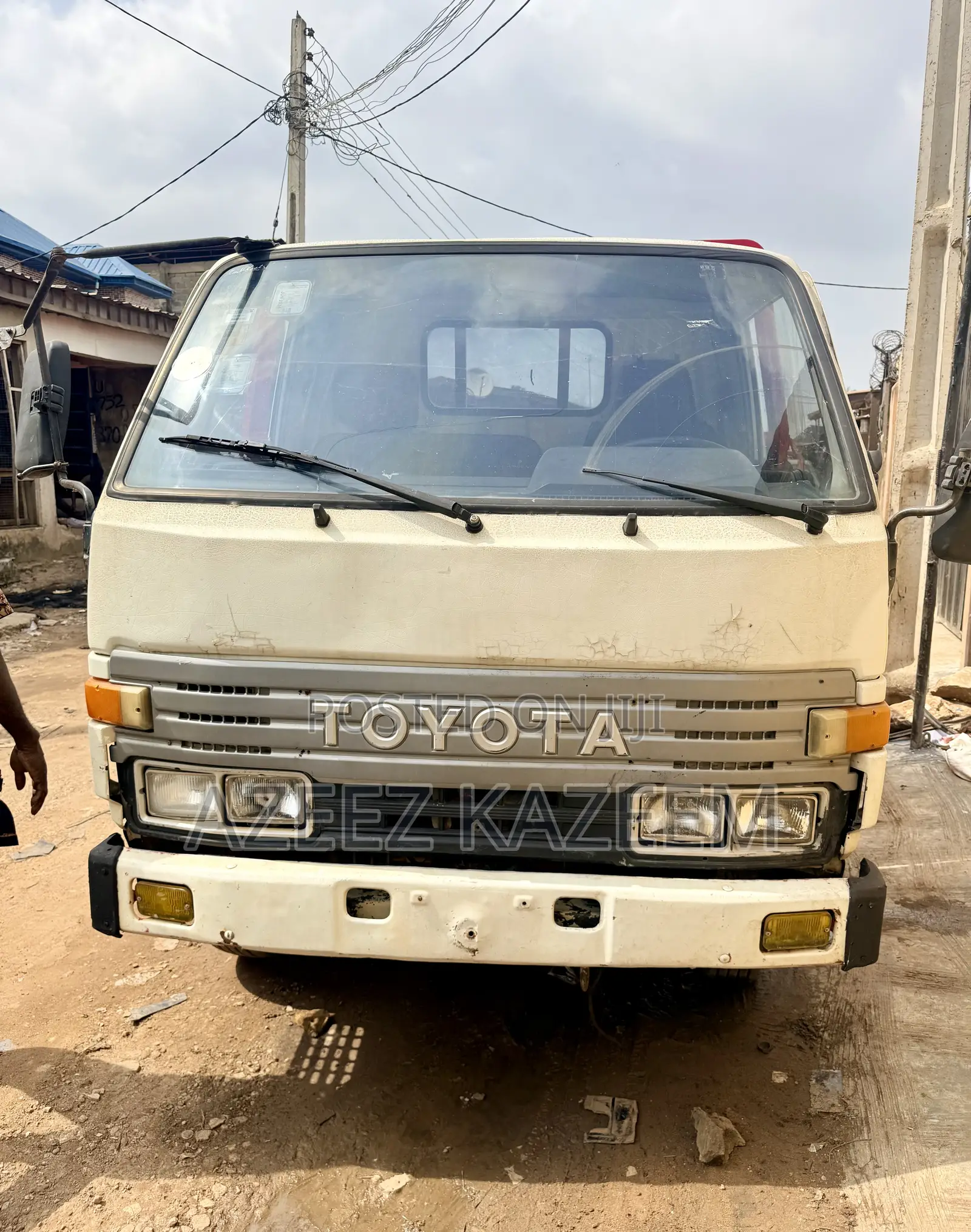Toyota Dyna 200 Normal Hand Long Frame 2rz Engine