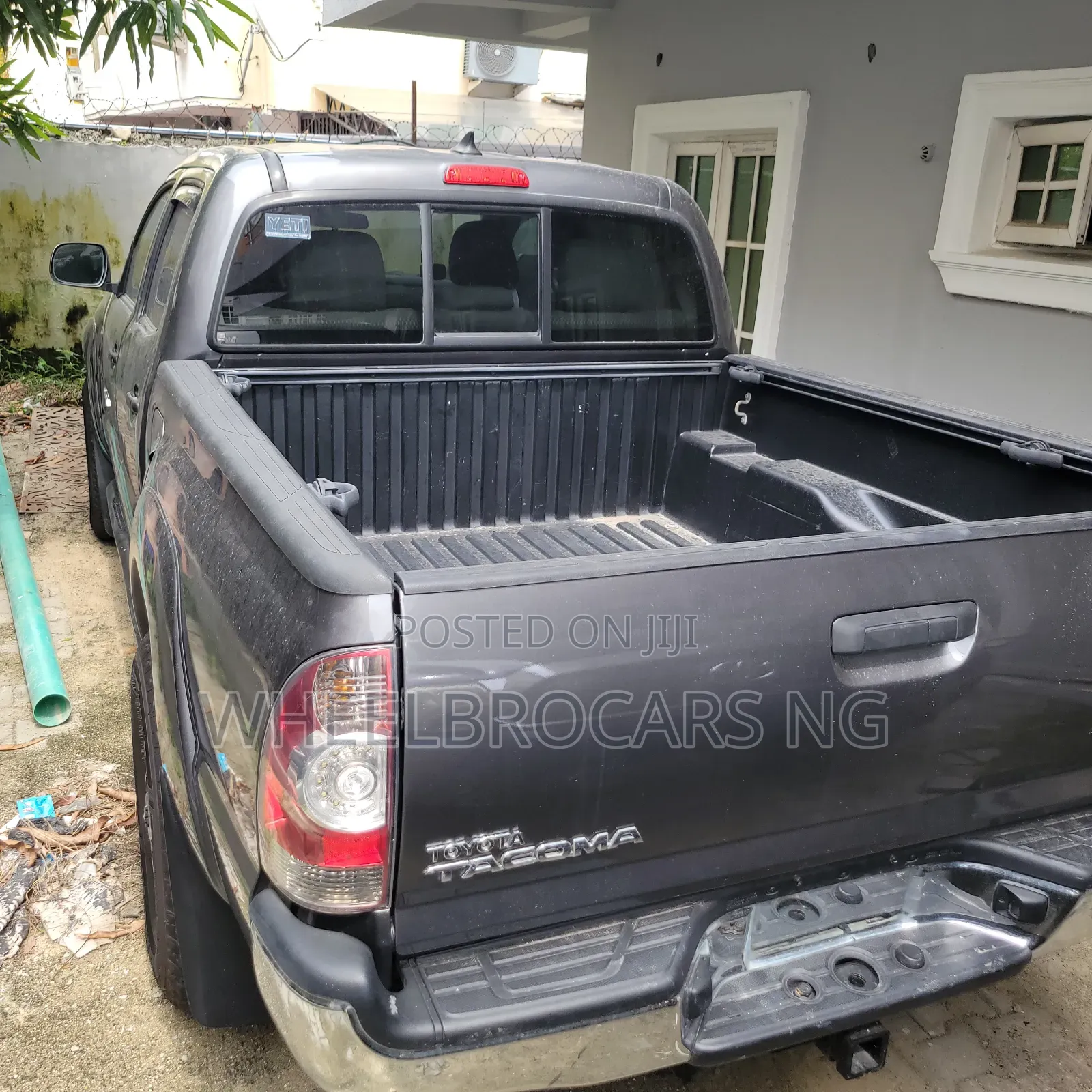 Toyota Tacoma PreRunner V6 4dr Double Cab 5.0 ft. SB (4.0L 6cyl 5A)