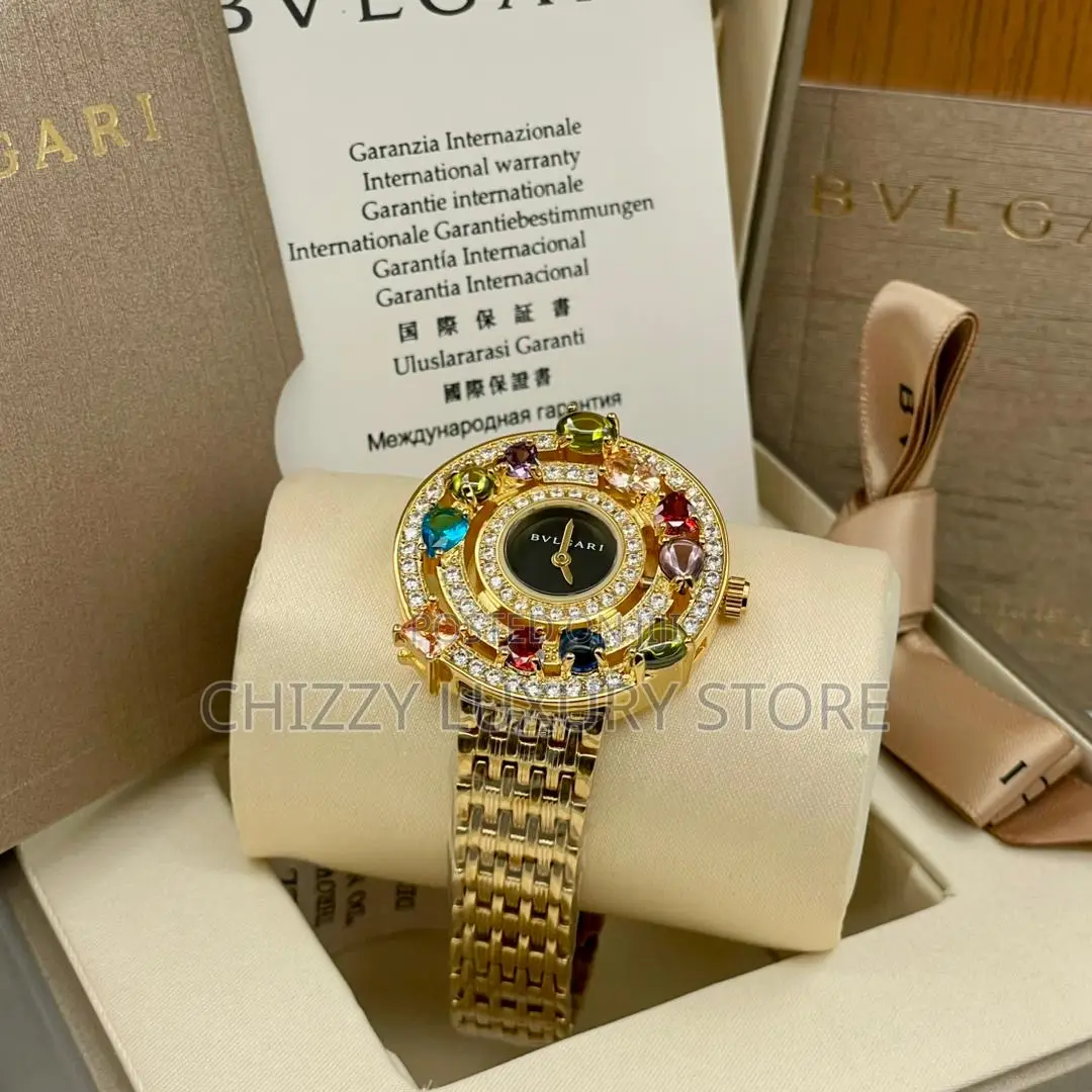 Bvlgari Quality Luxury Ladies Chain Strap Wristwatch.