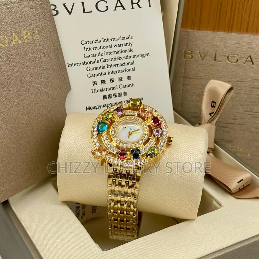 Bvlgari Quality Luxury Ladies Chain Strap Wristwatch.