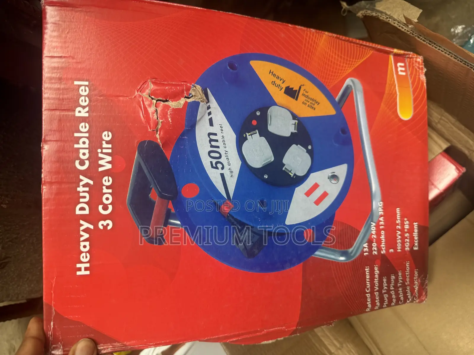 Heavy-Duty Extension Cable Reel 3 Core Wires