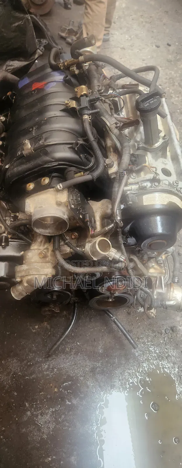Toyota 2uz Engine